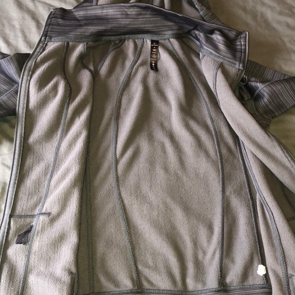 90 Degree performance zip-up, gray - Picture 4 of 5